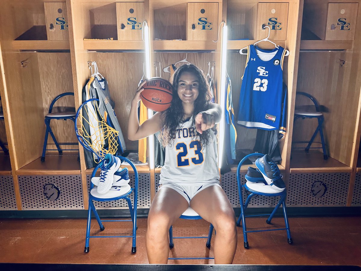 After a great visit and conversation with Coach Grover and Assistant Coach Ragsdale at Southeastern Oklahoma i am excited to announce my very first offer! Thank you Coach for believing me and giving me this amazing opportunity!