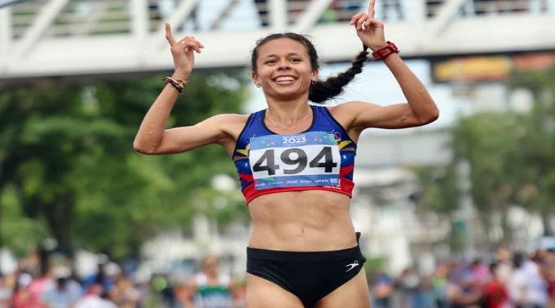 VTVcanal8's tweet photo. Joselyn Brea gana el oro en la media maratón e impone récord 

#ComunaONada 

https://t.co/93Ehjn3GNd https://t.co/Hz8tTPaqBR