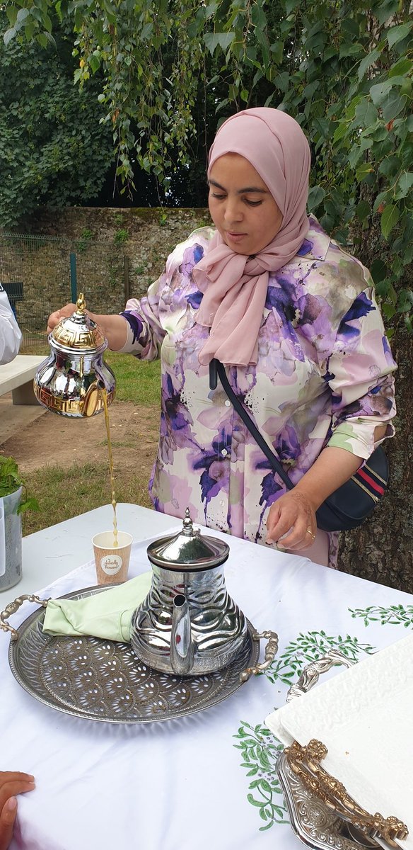 Hier belle inauguration du nouveau barbecue et tables parc de la Bretonnière, merci au conseil citoyen,aux services techniques, aux partenaires, élus, habitants pour ce belle journée. 
<a href="/villededinan/">Ville de Dinan</a> <a href="/DINANrugby/">Dinan Rugby</a> <a href="/NEOTOA_fr/">Néotoa</a> <a href="/PolitiqueVille/">Politiquedelaville</a>