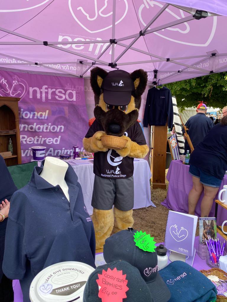 Our mascot Elmo managed to sneak his way into the <a href="/The_NFRSA/">NFRSA</a> stand at the <a href="/CotswoldShow/">Cotswold Show</a> and help himself to the treat basket.. 🤫 🤭