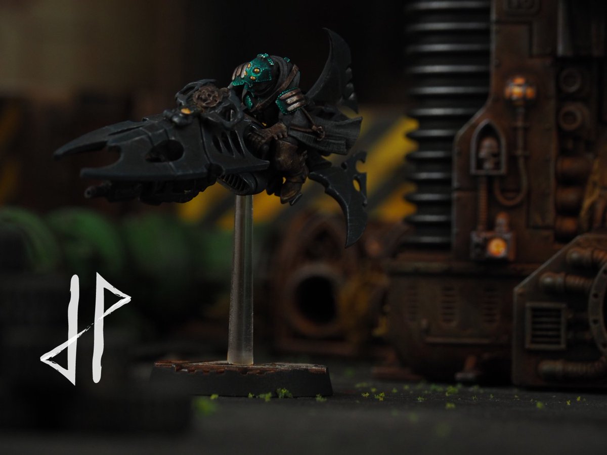 My #vansaar gang all finished for #necromunda 

#PaintingWarhammer #hotinthehive #kitbash #houseofartifice