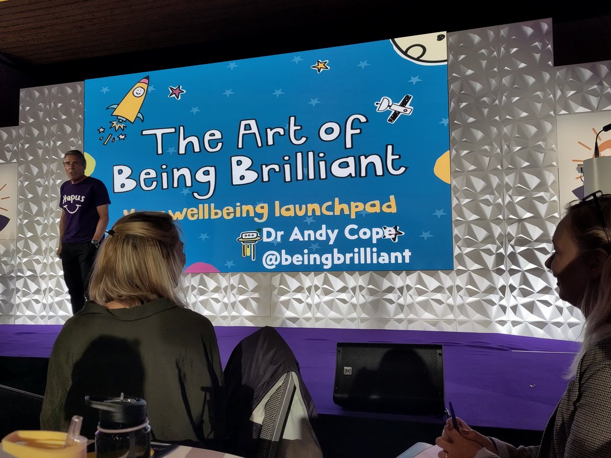 1sunnyaftern00n's tweet photo. amazing week last week in Lampeter @academiwales #AWSS23 met some lovely people and ready for the four minute challenge tomorrow morning :) https://t.co/FCmrq7JHmk