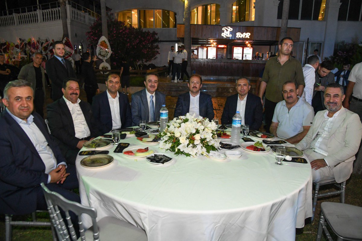 Timurtaş ve Aydoğdu ailelerinin kıymetli evlatlarının düğün merasimine iştirak ettik.
Değerli çiftimizi tebrik ediyor, mutluluklar diliyorum.

#Mersin