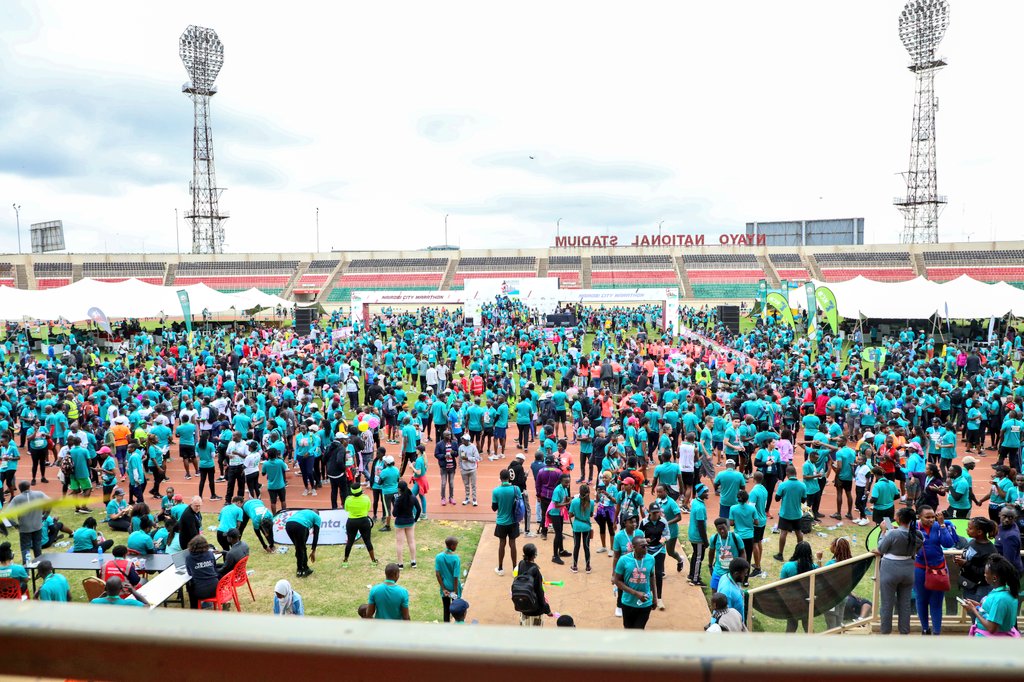 moyasa_ke's tweet photo. And as usual, the ministry set up the #HustlaBazaar for local traders to sell their products and services, leveraging the pull of the marathon. And true to its mantra of Mbio, Biz na Sherehe, there was plenty of music, dance and good time for the participants  to savour. https://t.co/f1bq8SdaHy