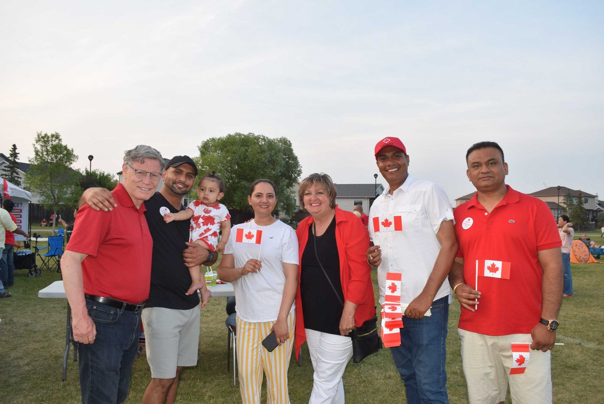 JaniceLukes's tweet photo. Canada Day @ Kirkbridge Park ! Huge thanks to South Winnipeg Community Centre for hosting an incredible wind up to Canada Day! 🇨🇦🇨🇦🇨🇦 https://t.co/STTjGif1zu