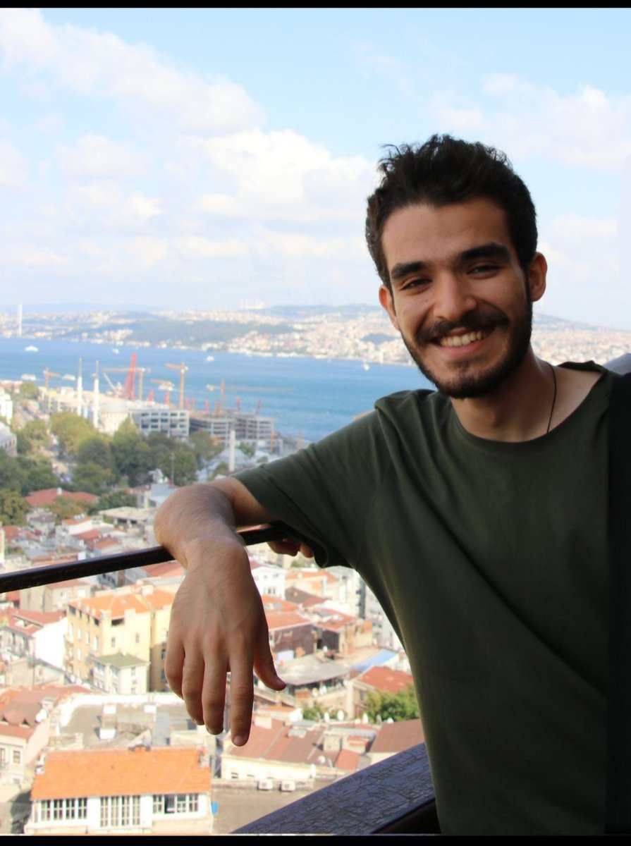 "Ben İbrahim Enes Gacar. 
22 yaşındayım. 
32 aydır suçsuz yere cezaevindeyim. 
Captive StudentEnes
Tutsak ÖğrenciEnes