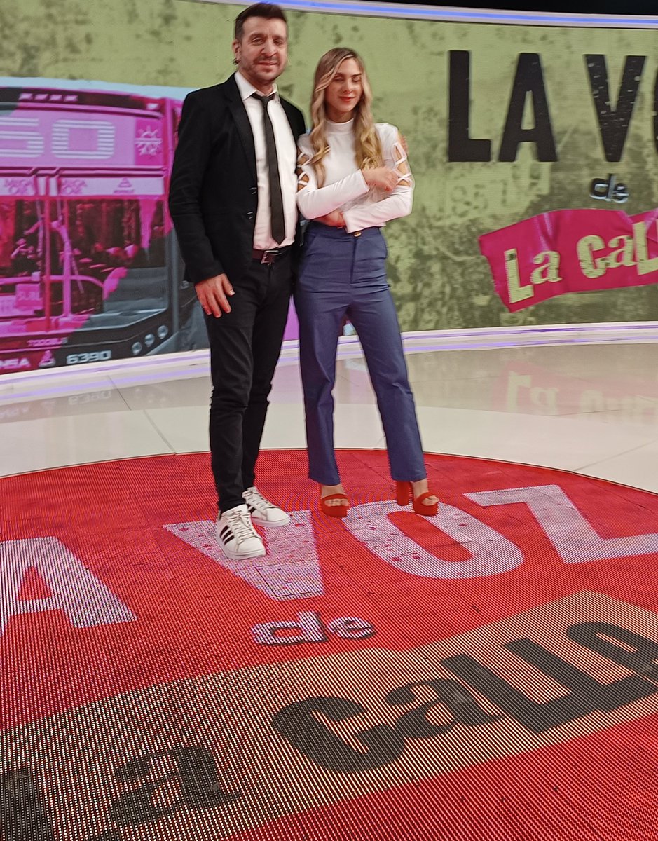 DiegoArvilly's tweet photo. Ya estamos en #LaVozdelaCalle por @c5n junto a @nestordib @agustinape @AntoRavinale #DRLuisGratch https://t.co/PdctkQkzfN