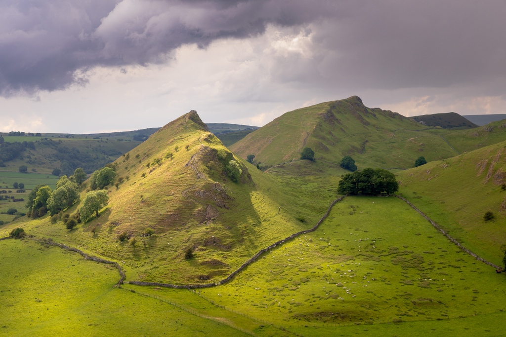 Green Peaks

#peakdistrict #landscape #landscapephotography #thepeakdistrict #peakdistrictnationalpark #nationalparksuk #visitpeakdistrict #countrylife #beautifulengland #bbcengland #countryfile #escapetheeveryday #naturelover #myil #myimagelibrary #sundaysnap