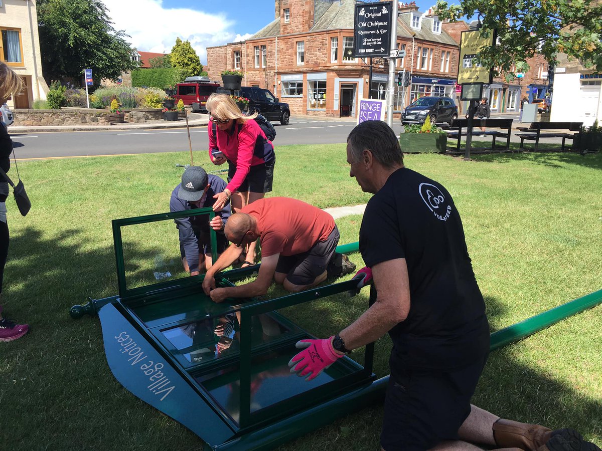 AssocGullane's tweet photo. The GVA would like to say a big ‘thank you’ to Paul, Suzi &amp; Amy for their time &amp; skills in getting the Village Noticeboard installed
Plans are for a large village map on the reverse, giving useful local info
Details on how you can display local club/posters/notices coming shortly https://t.co/1hYrcrrA3A