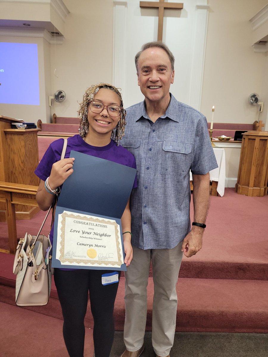 Congratulations Cameryn on receiving the Love your Neighbor scholarship from Golden United Methodist church! <a href="/CamerynM10/">Cameryn</a>