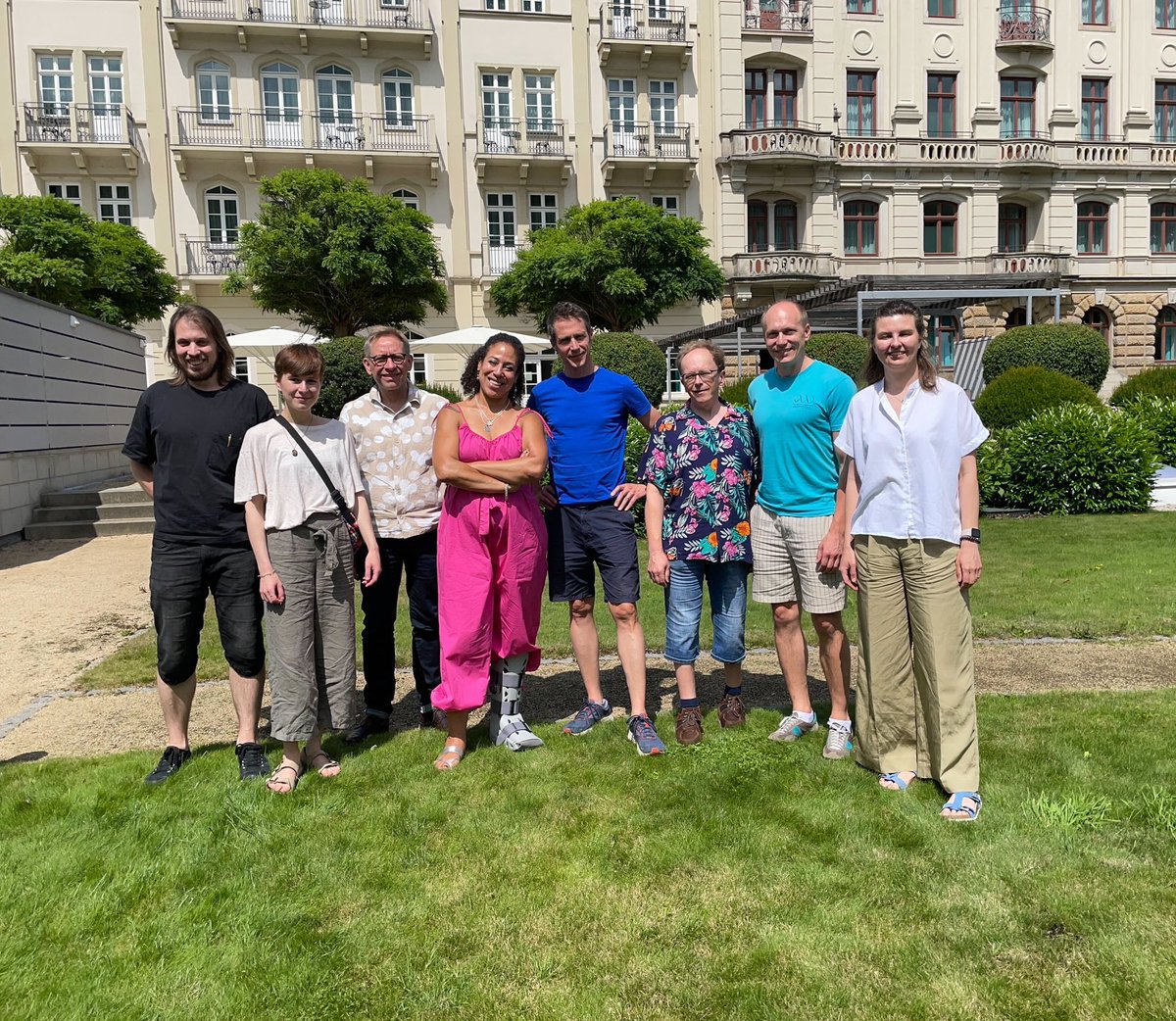 Wonderful #kickoff meeting of our @HFSP Program Grant in Bad Schandau. @redmakeda @Hejnol_Lab @HeisenbergCPLab and the talented people who join us on the quest to understand the role of #intermediate #filaments in Morphogenesis across the animal Phylogeny.