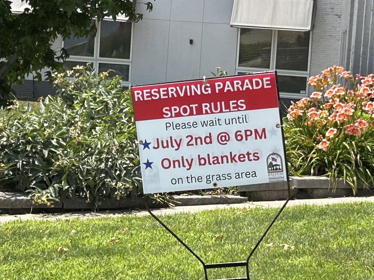 ofc144's tweet photo. The City of Ralston really enjoys Independence Day &amp; enjoy people from all over coming, but please follow the rules.  You will be able to save your spot on City Halls lawn, but only after 6:00 PM today, BLANKETS ONLY!!  I removed 1 plastic tarp at 2:00PM.  ⁦@RalstonPolice⁩ https://t.co/ZuNgyXh3wR