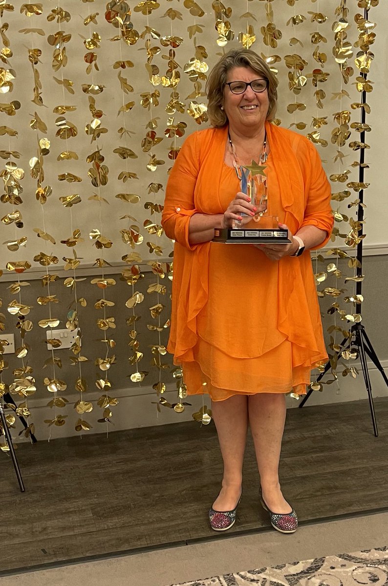 The Heather Crouch Award goes to Linda Andrews for making a significant contribution and impact on netball in the South West. <a href="/JerseyNetball/">Jersey Netball</a> <a href="/netball_jets/">Team Jets Netball 🇯🇪</a> #swoneawards23