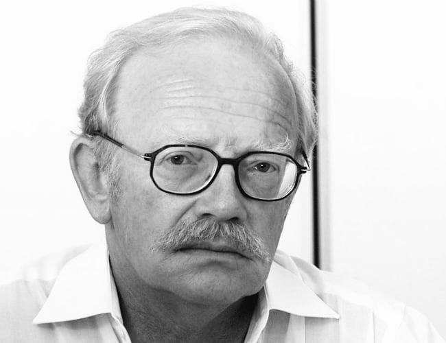 Today, we lost Peter Hellyer, a great historian who dedicated 50+ years to UAE's environmental and archaeological heritage, notably Sir Bani Yas. His devotion to this land will inspire us to preserve our environment, monuments, and history. His legacy endures.