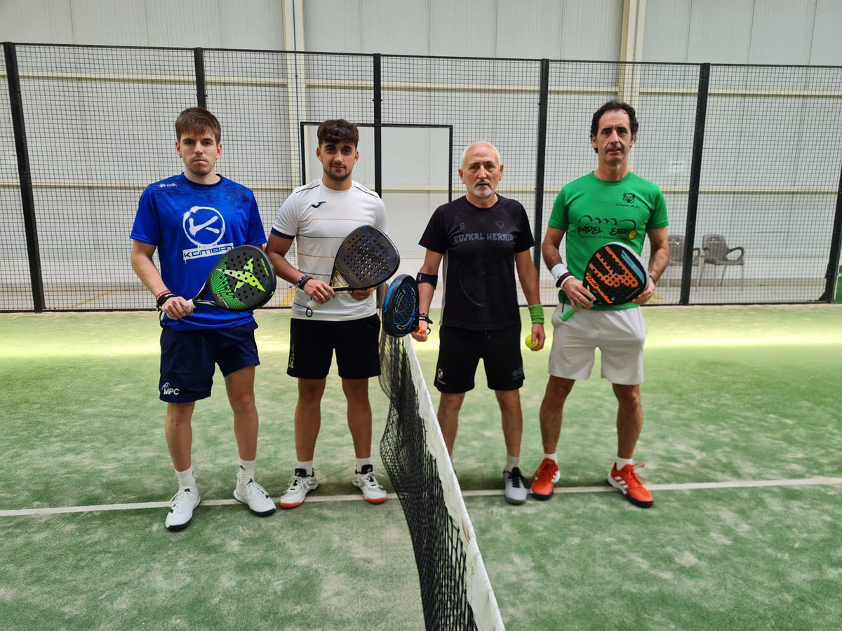 MPadelClub's tweet photo. III PRUEBA del CAP
Disputándose este fin de semana en Miranda 

Inmejorable participación de todos los jugadores de MPC en este CAP

Enhorabuena especialmente a:

- Itos-kevin sub de consola primera
- Gonzalo-Fran sub de segunda 
- Legendario-Gorka campeones consola segunda https://t.co/TLySDpFZGN