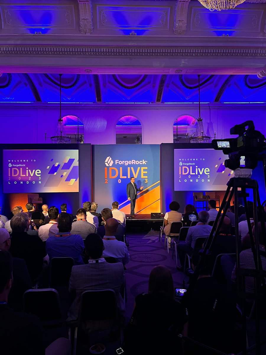 Kicking off the European leg of #ForgeRock’s #IDLive23 tour!🎥✨Check out to find out more! #BTS #Conference #Filming #LiveAction #London #EventFilming🙈🙈🙈🙈 InteriorDesigner #yorkshire #Yorkshire #lightingeducation  
Original: DreamingFish