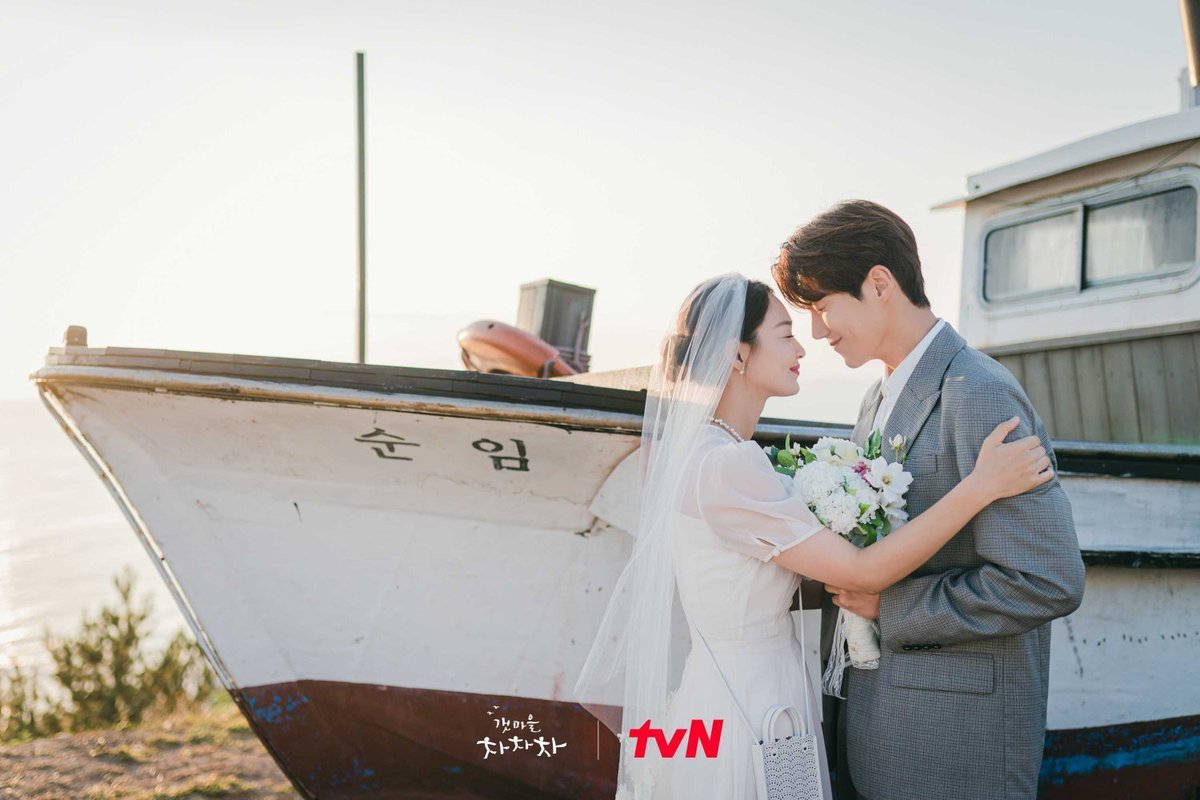 archivedramas's tweet photo. πΆla la la la la Romantic SundayπΆ
β‘
#HometownChaChaCha
#HomeCha #ShinMina #KimSeonho #YoonHyejin #HongDushik #ChiefHong #ShikHye https://t.co/Dmr6ClJgBQ
