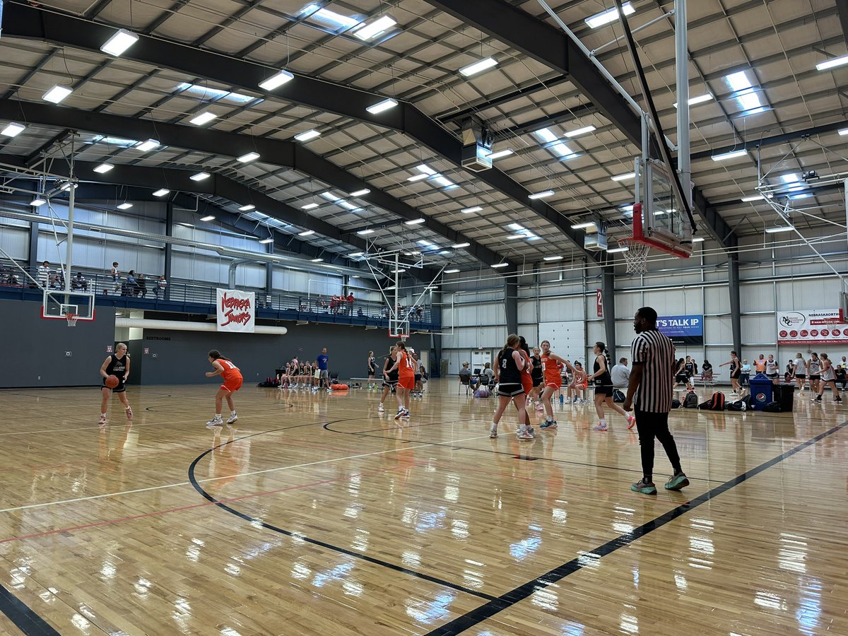 Heidi Zierott tweet media