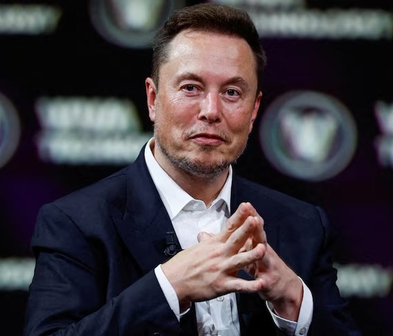 TheCryptoEraYT's tweet image. 🔥ÚLTIMA HORA🔥

Fuentes indican que @elonmusk está interesado en la compra de Fortnite para limitar el número de partidas al día que se pueden jugar