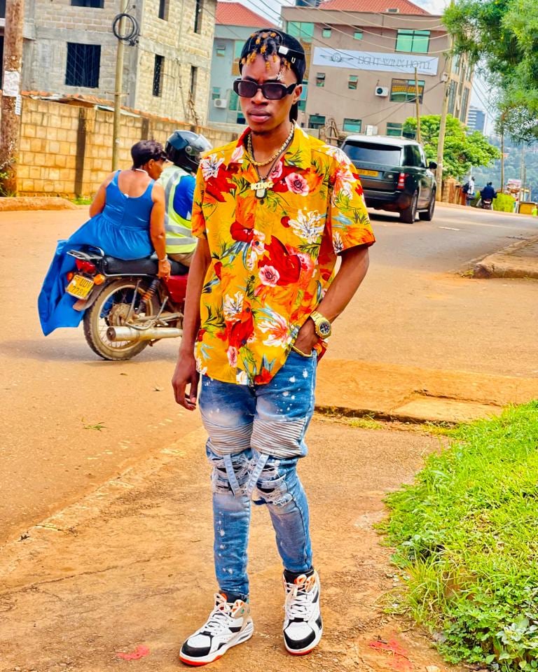 AcidicVokoz's tweet photo. So many legends out there, am trying to be one of them 🥺 So help me Lord ❤️🙏

Blessed New week fellow hustler 🙏
#lastchance https://t.co/6rPaugHunN
