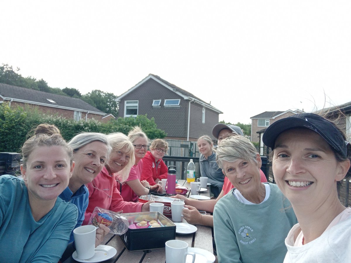 BGSCTennis's tweet photo. Action on court today at Barnt Green saw the Men's B team take on Stourbridge C and the Ladies A team battle against Bromsgrove A in the match of many tie breaks. Great effort all 🎾💚💪 #tennis #barntgreen @handwtennis @the_LTA  @LTACompetitions  @headtennis https://t.co/t1BJk3BYNc