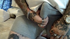 On live now for a couple hours now...want to watch daddy cum?  https://t.co/lKsUBcWVi9 https://t.co/