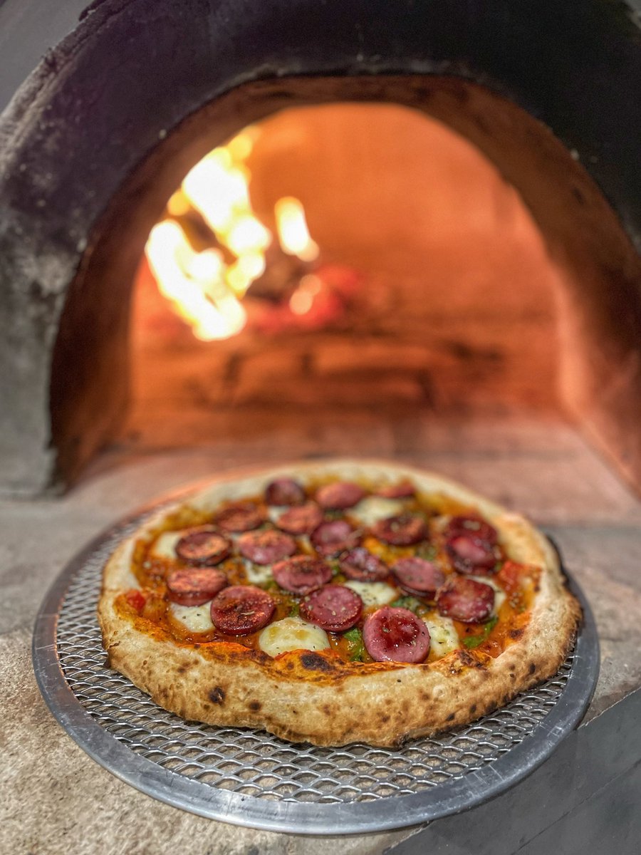 brasa672's tweet photo. FOGUEIRA, QUENTAO, PARRILLA, PIZZA, BURGER, PODRAO, SMASH! 

Quer mais o que? É só chegar! https://t.co/AKFQRvcNSe