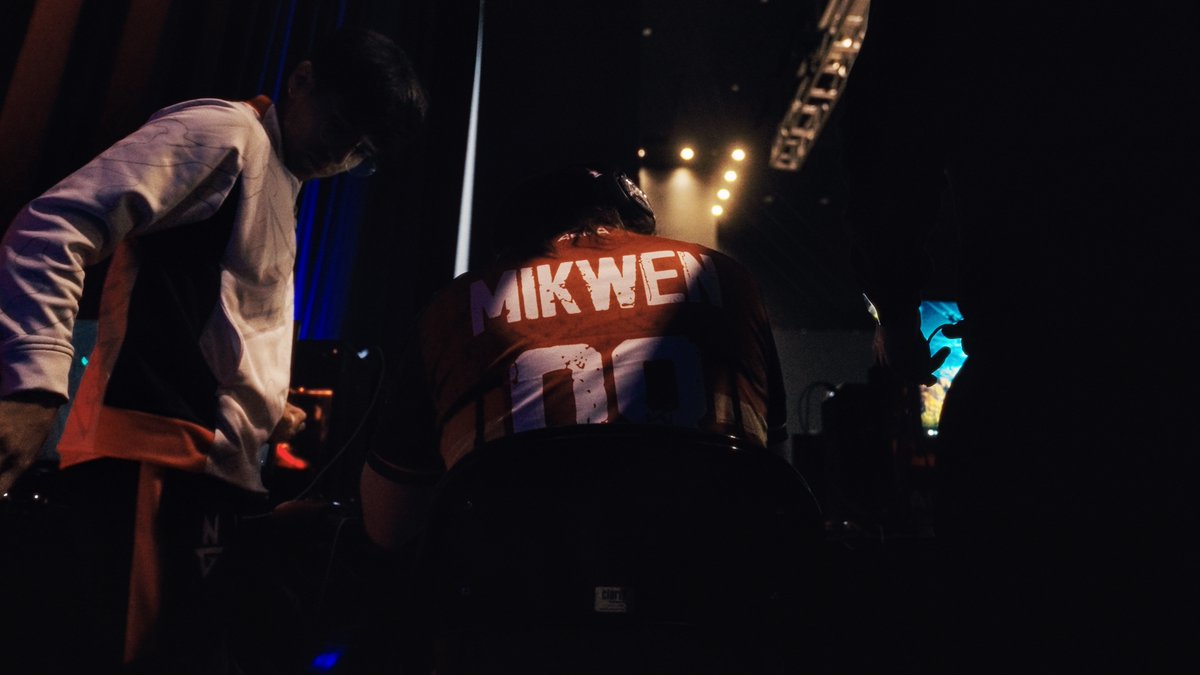 NativeGaming's tweet image. Native White's top 12 finish is much more impressive than it sounds. With so many setbacks at #HCSArlington, the boys can be very proud of all they achieved this tournament.

#N8V | #NativeGaming