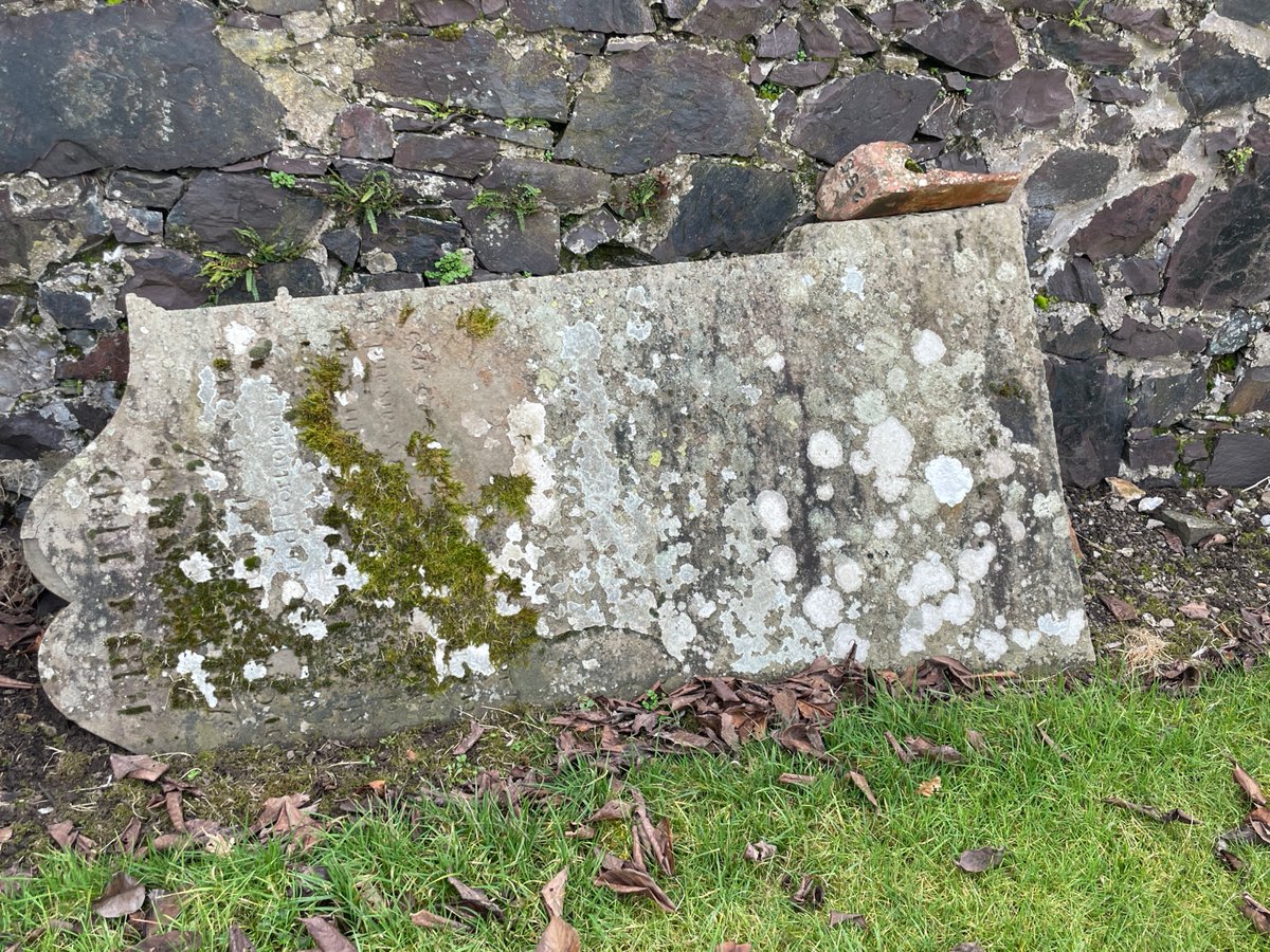 We're not sure who lies here, but hopefully that question will soon be answered - two of our intrepid volunteers are undertaking a survey to check who's buried where and get photos of all the headstones. We're very much looking forward to the results! #RandomScottishGravestones