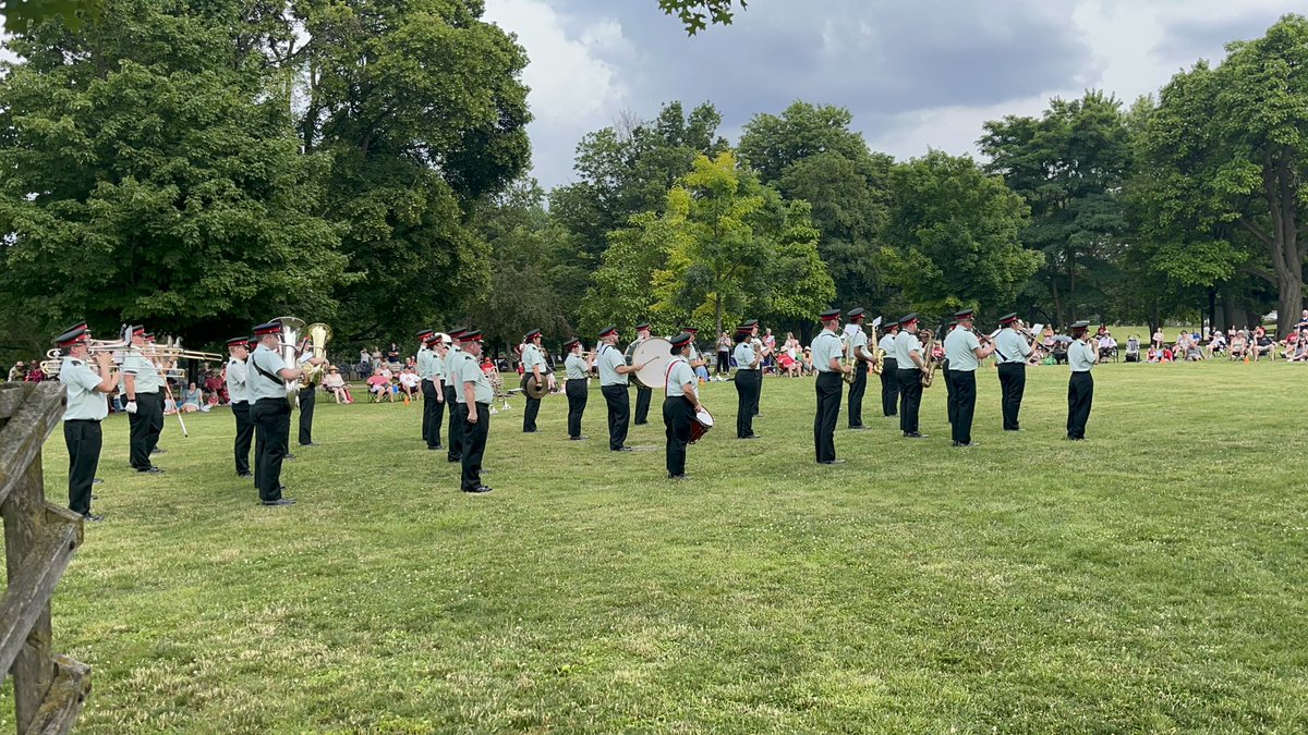 RHLImus's tweet photo. The RHLI Band would like to thank everyone that attended the Canada Day Tattoo yesterday! We hope everyone had a safe and Happy Canada Day! https://t.co/cVn9Rzkzkf