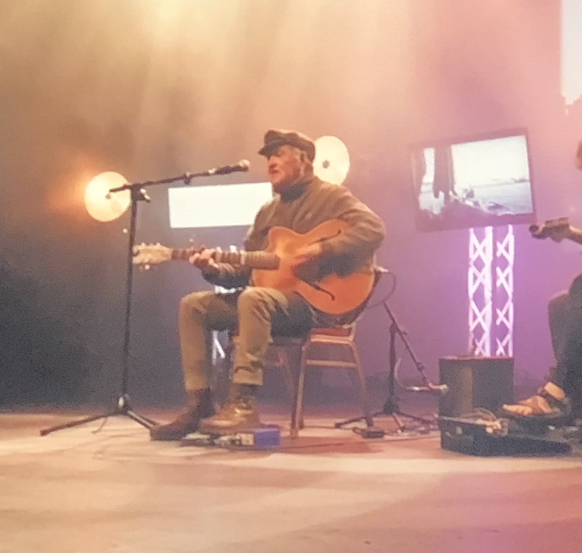 Loved sharing Wild Atlantic Way: A Musical Journey over the last few weeks great toons and toonsters <a href="/moc2ie/">MÓC²</a> <a href="/TradTG4/">TradTG4</a> Music in rude health If ya want to venture South East sometime we won’t mind #SoundsofWexico