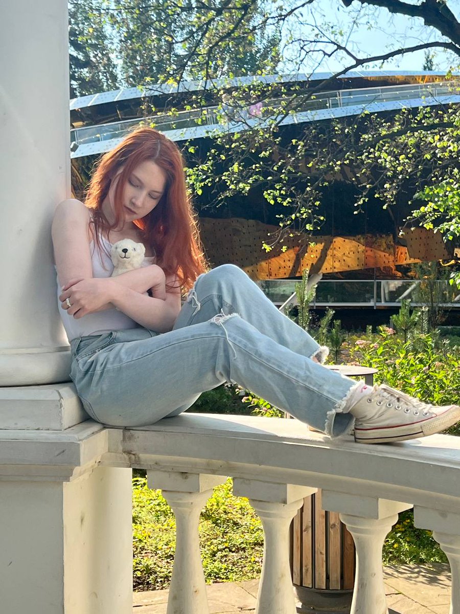 empty_lo's tweet photo. немного фоточек моей рыжей из дома в котором!! буду рада рт♡

меня немного затащило в косплей пока только немного но что будет 

#домвкотором #двк #рыжая #рыжаядвк #рыжаядомвкотором https://t.co/k7EYSYWOaQ