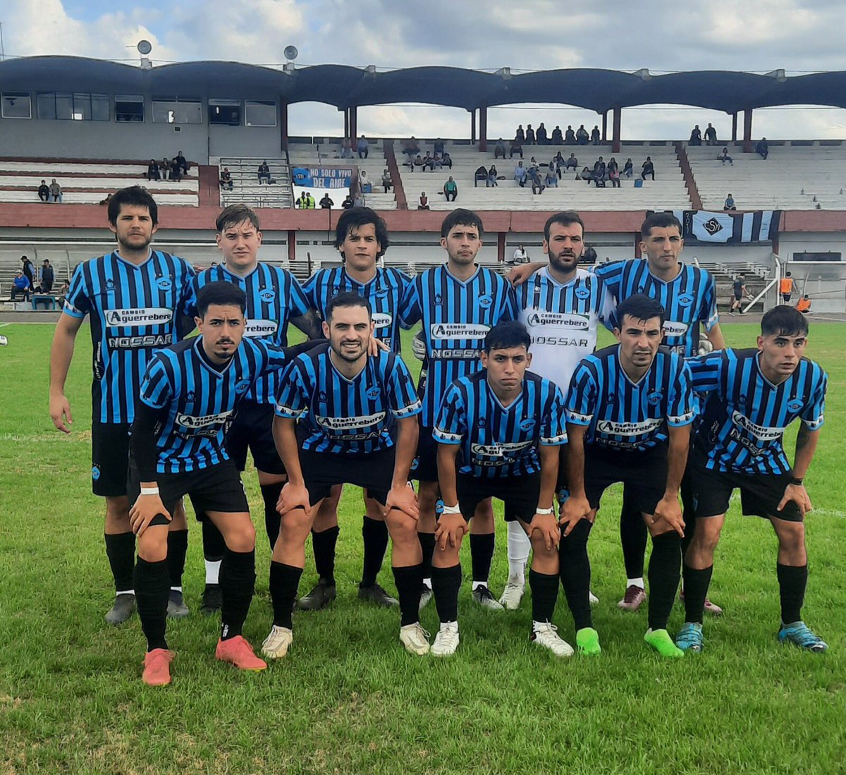 Falta menos para volverte a ver 💙🖤💙🖤