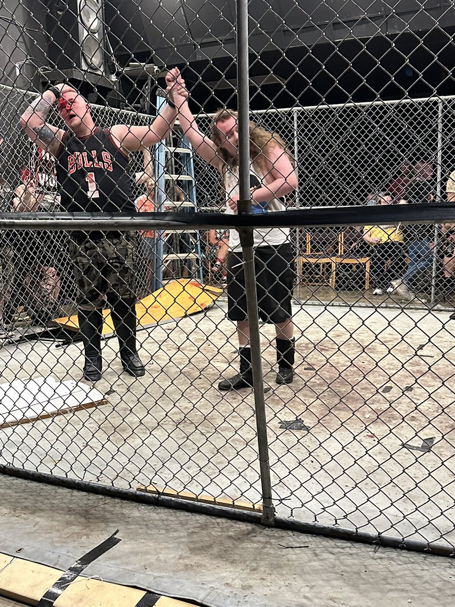 TWE_Chattanooga's tweet photo. . @SeanCxmpbell picked up the biggest win of his career at @ICWNHB #PFX17 (go watch the replay on @indiewrestling!) defeating @1117Ronin - so we let him pick his opponent for this Saturday night at Winner Takes All.
His choice? - @anakinsadmurphy!
๐๏ธhttps://t.co/N05xDpTkgb https://t.co/vEo9NqYXS9