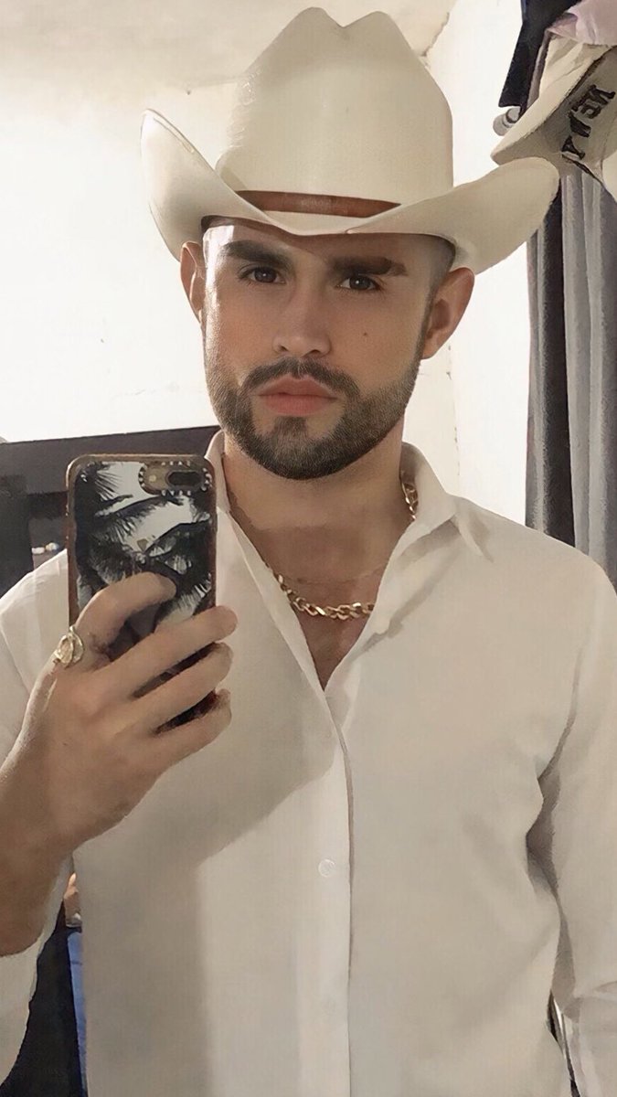 🤠