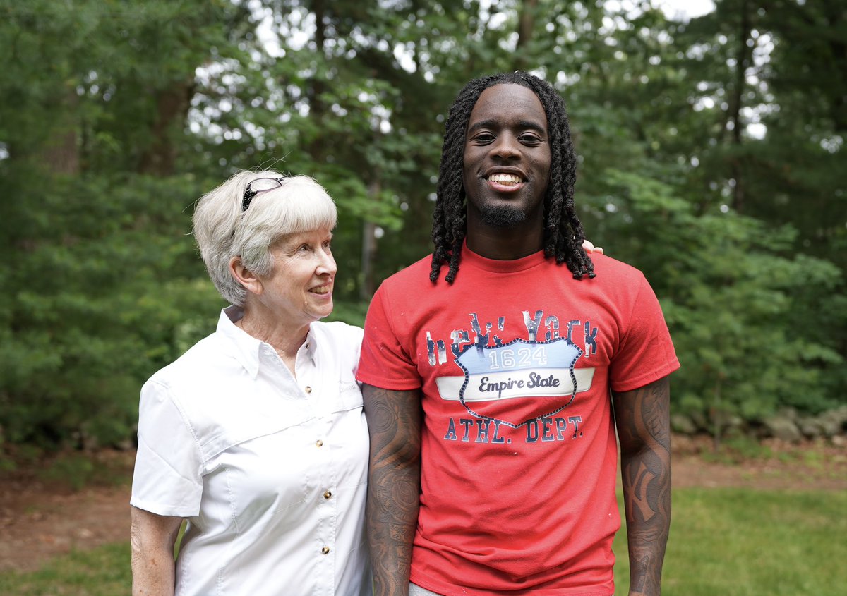 KaiCenat's tweet image. 8 Years Later, Aunt Cathy🐐🖤