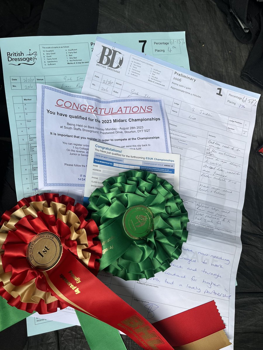 AnnReyn55156548's tweet photo. Dressage weekend for Emma Reynolds and Will . They were both fab , 4 tests resulting in 3x 1st places and 1 x 4th place and  also qualified for a championship place @etonepedept https://t.co/QlYGzisaN5