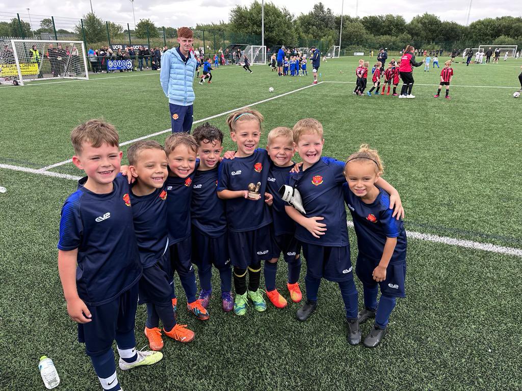 <a href="/AvroFC/">Avro FC</a> u7s newly out of the rising stars group make it 3 wins in 3 games. Coached by <a href="/Connor25221575/">Connor berry</a>  <a href="/DylanSwitters/">Dylan Switters</a> <a href="/louisroberts33/">Louis🇾🇪</a> training sessions for 4/5/6 year olds Monday nights 5.45 <a href="/VestacareStadia/">The Vestacare Stadium</a> headed by Louis and roy soule ⚽️ everyone welcome #retweet