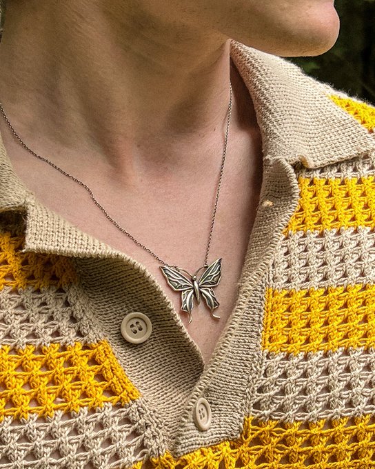 2 pic. I opened pre-orders for my butterfly necklace!

https://t.co/BqZKs0RLtQ https://t.co/Cphs72aX