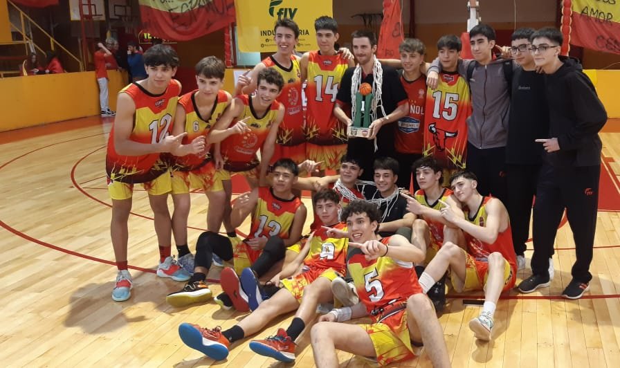 Como los quiero muchachoss
❤️💛❤️🏆