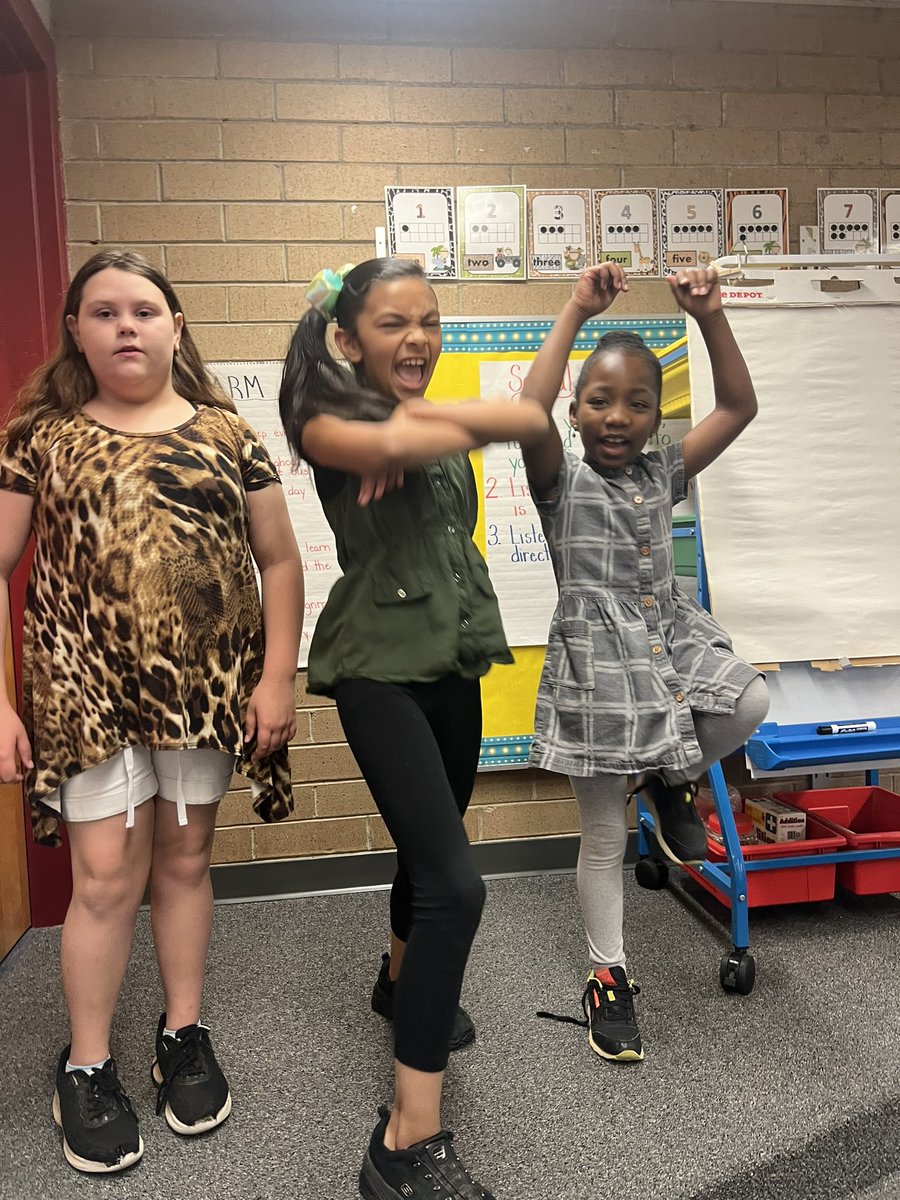 Angela Lingle tweet media