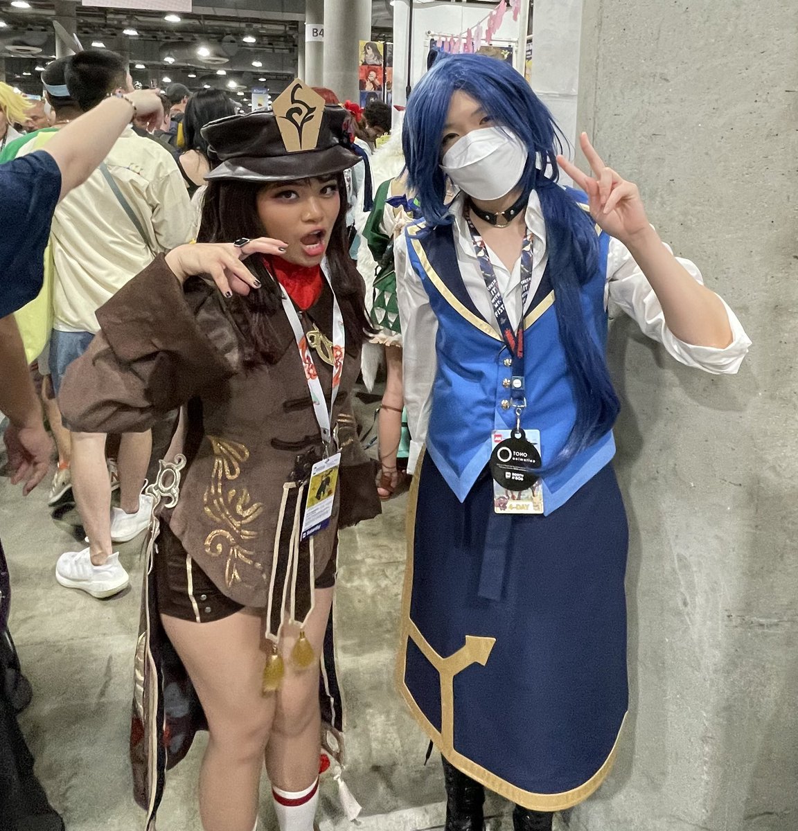 wowzaiora's tweet photo. anime expo day 1 as hu tao! shoutout to the itto and wanderer cosplayers who let me take photos with them :) https://t.co/FHTZKEW7Dx
