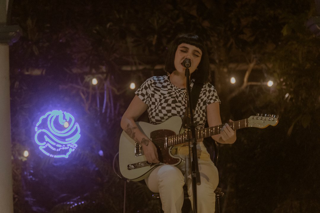 toronegrop's tweet photo. ¡Una noche muy bella la que disfrutamos el pasado viernes con @_cancamusa en @TierraLuna_ ✨!

Muchas gracias a Época y a todos lxs asistentes. ¡Nos vemos en la siguiente 😉! #Xalapa

📸 @josselynfts / @distorsionrock_ https://t.co/4hyy0T747L