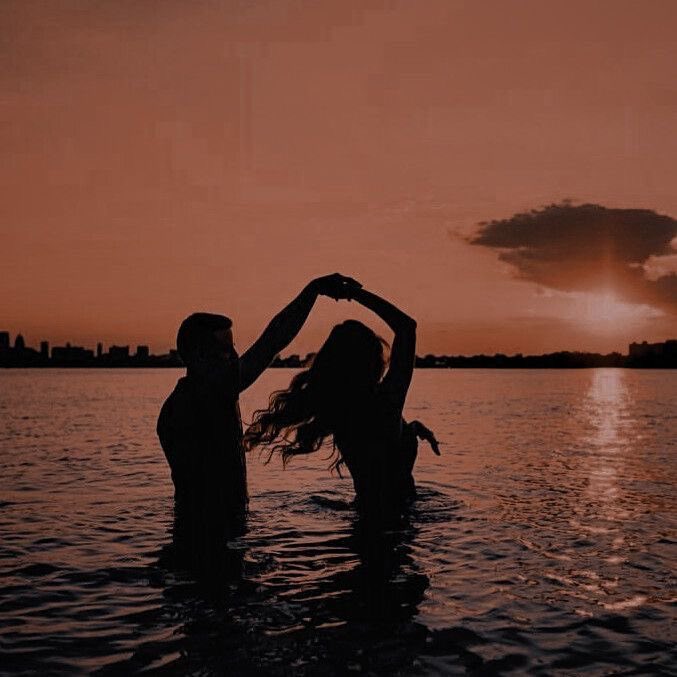 auroraxross's tweet photo. Tarde de playita con mi amore🤭🫶🏻 https://t.co/UP9voARezC