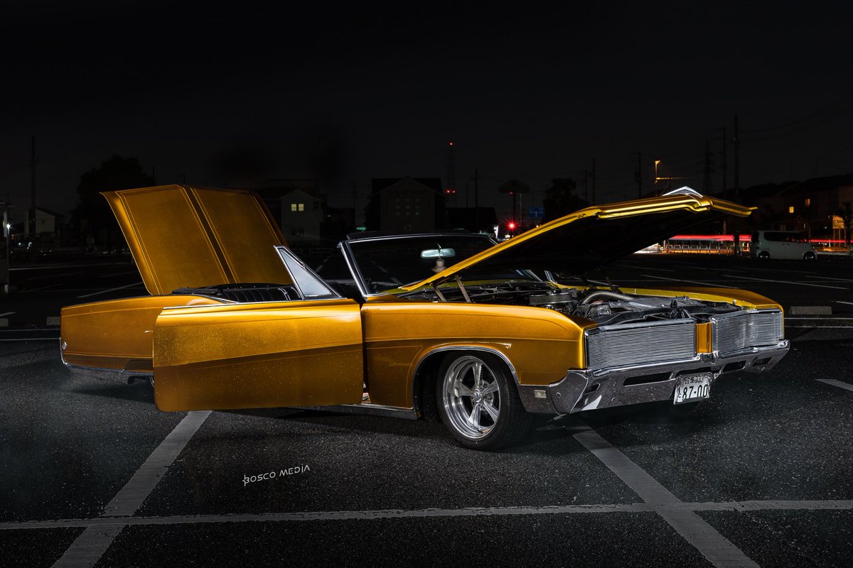 YANASE_STYLE's tweet photo. 車1968年
俺2001年
#Buick
#ビュイックエレクトラ225
#コンバーチブル
#この車を世界に広めたい https://t.co/6HgkclYQow