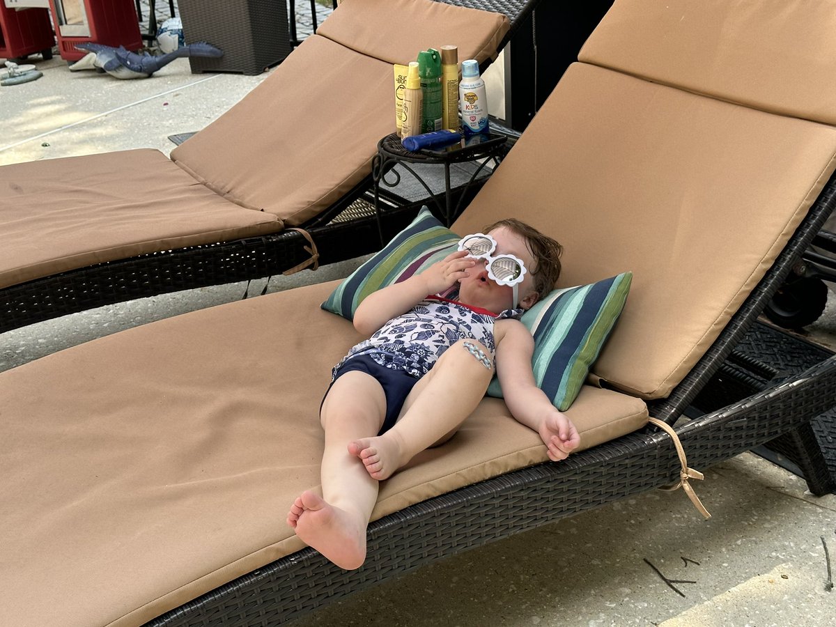 cherishlombard's tweet image. Happy July 4th weekend!❤️🤍💙🎇🎆
.
.
.
.
#july #july4th #4th #4thofjuly #4thofjulyweekend🇺🇸💥🇺🇸 #fireworks #weekend #weekendvibes #july4thweekend #holiday #holidayweekend #friends #friendsforever #summer #summervibes #julyfourth #independenceday #fyp #fypシ #foryou #buddies