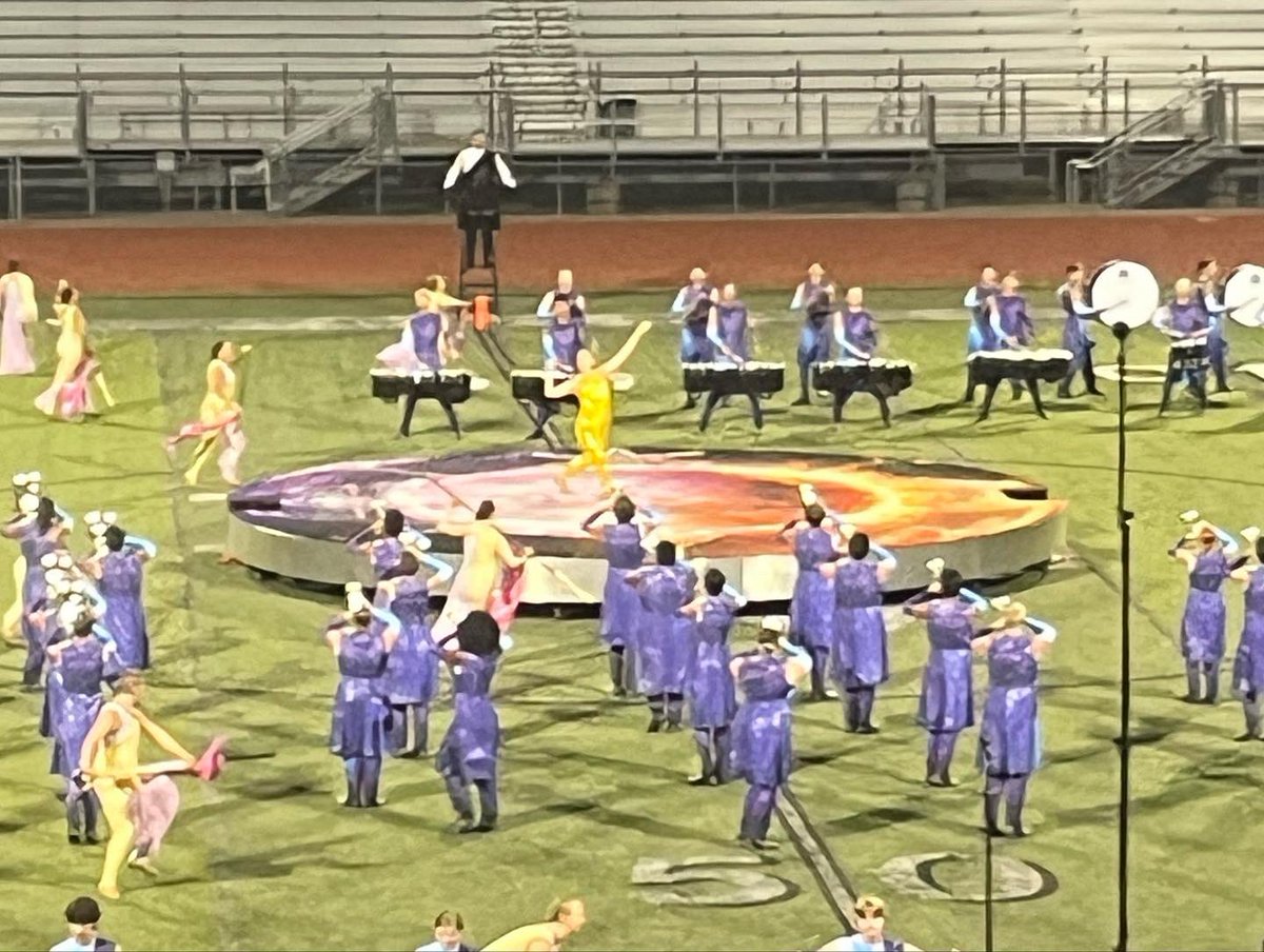 VEF_Vista's tweet photo. Southern CA Music Games 🎼🎶 held @ranchobuenavistahs ✨ @vistaeducationfoundation  supporting our students !

#vistachamberofcommerce  #cityofvista  #rbv #fundraiser #nonprofit #music #youth https://t.co/jB8eTnCbRU