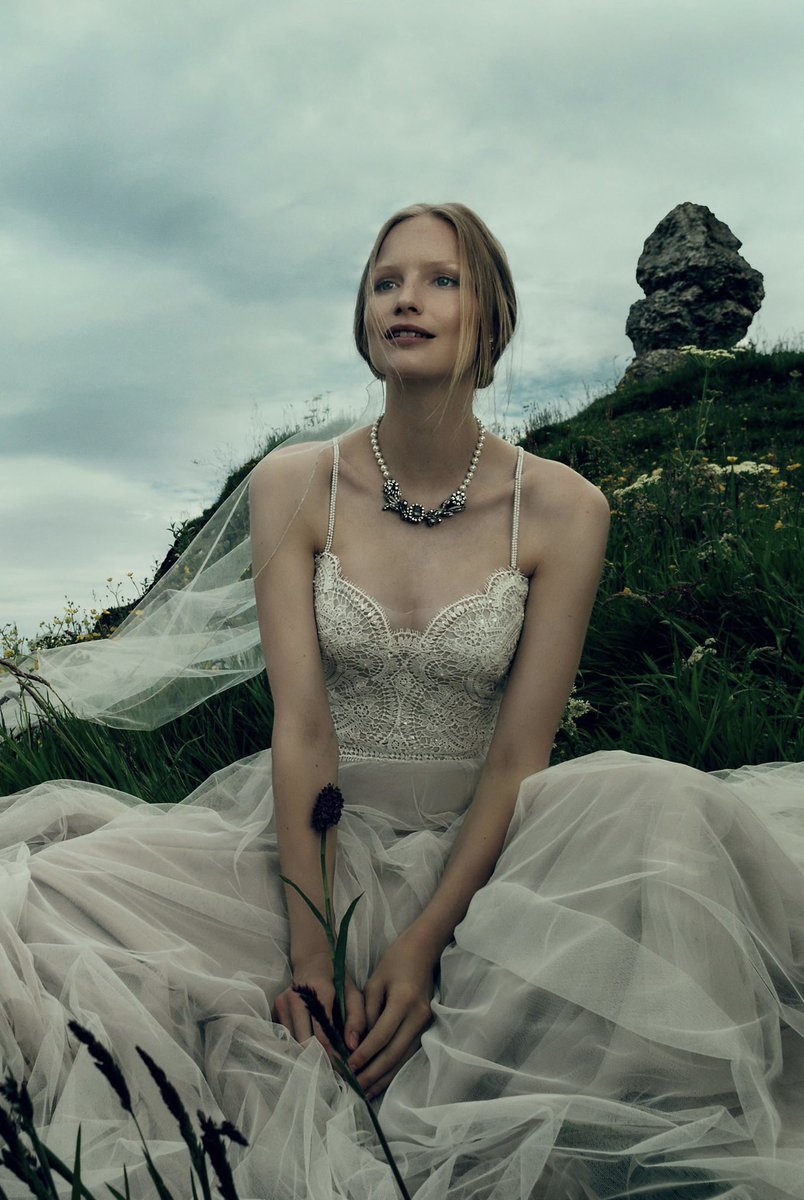 ✣ ∂яєѕѕ иє¢кℓα¢є вєαυтιfυℓ иι¢є…тσ мιℓ ❤︎