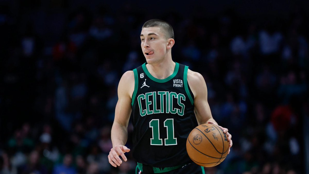 CelticsLead's tweet photo. Would you trade Malcolm Brogdon, Robert Williams III, Payton Pritchard and a couple first-round picks for Damian Lillard?
#BleedGreen https://t.co/HoxJGqWJLc