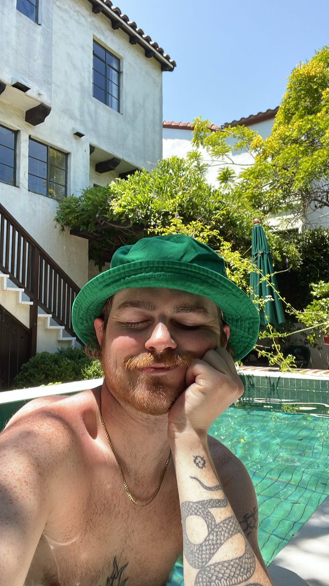 Rooney (@heyrooneyhey) / Posts / X